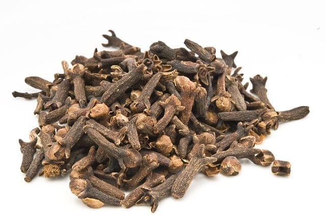 Cloves Cloves