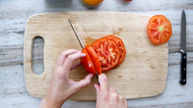 Best Knife For Tomatoes